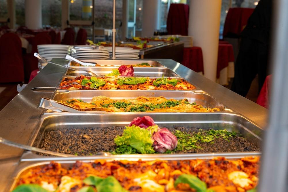 אלטאווילה מיליציה Hotel Torre Normanna מראה חיצוני תמונה