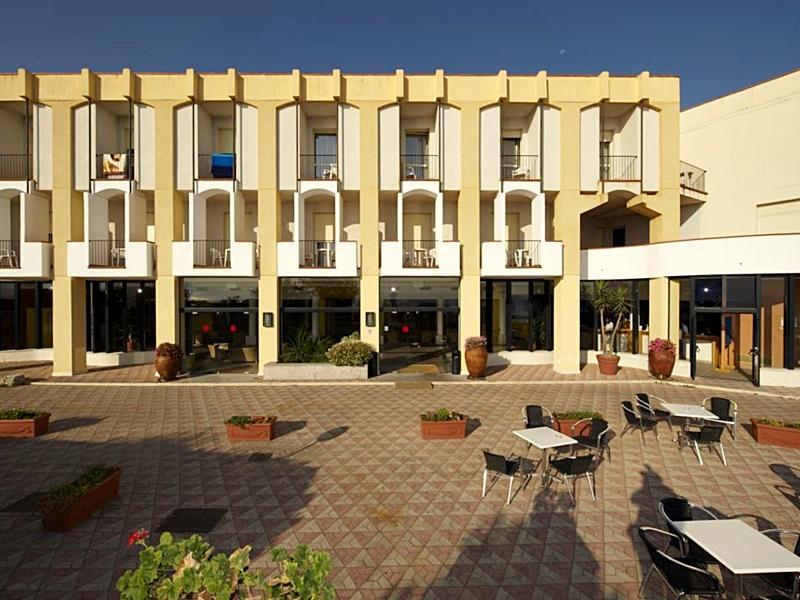 אלטאווילה מיליציה Hotel Torre Normanna מראה חיצוני תמונה