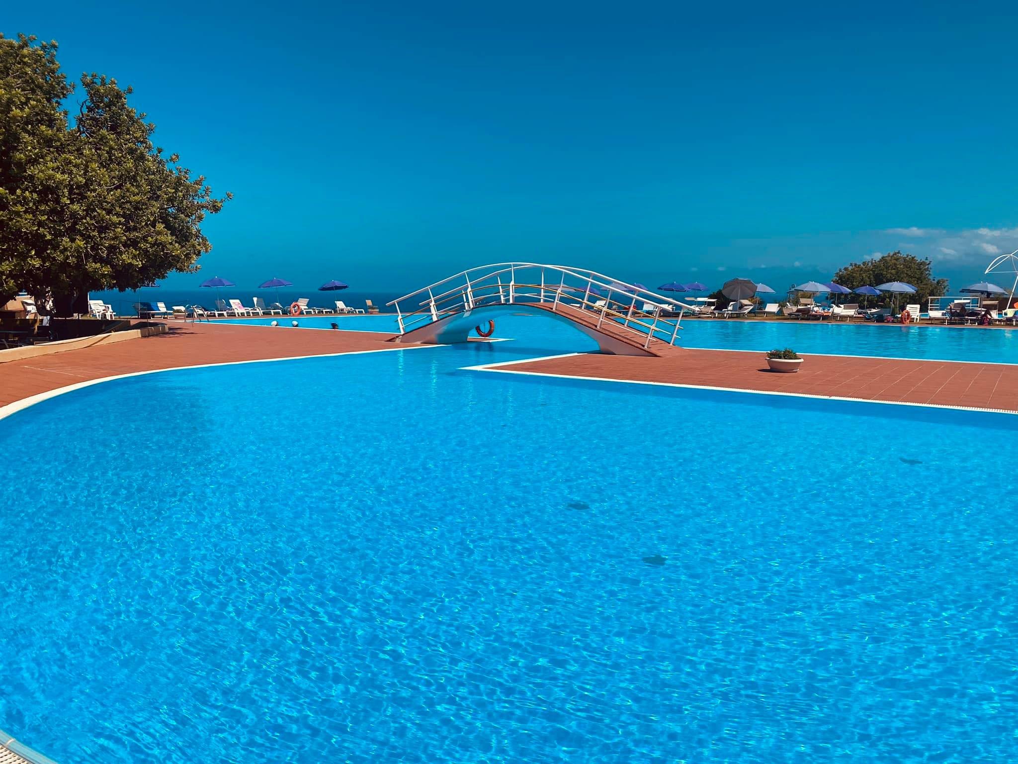 אלטאווילה מיליציה Hotel Torre Normanna מראה חיצוני תמונה